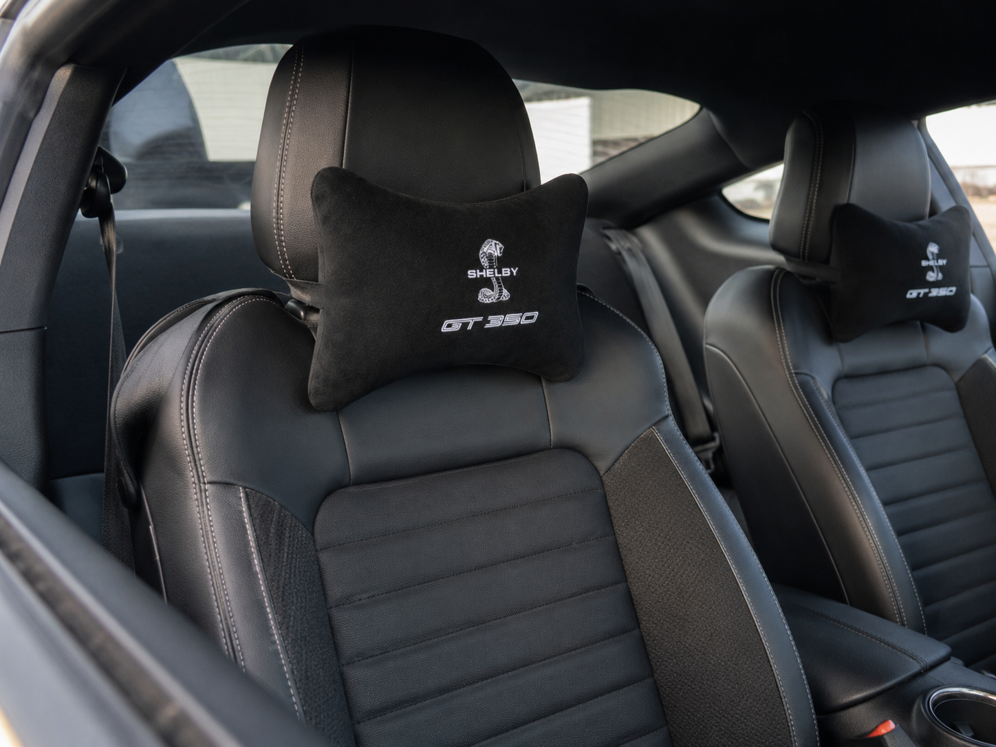 Shelby Velvet Neck Pillow, 2pcs ( GT350-GT500-Cobra )