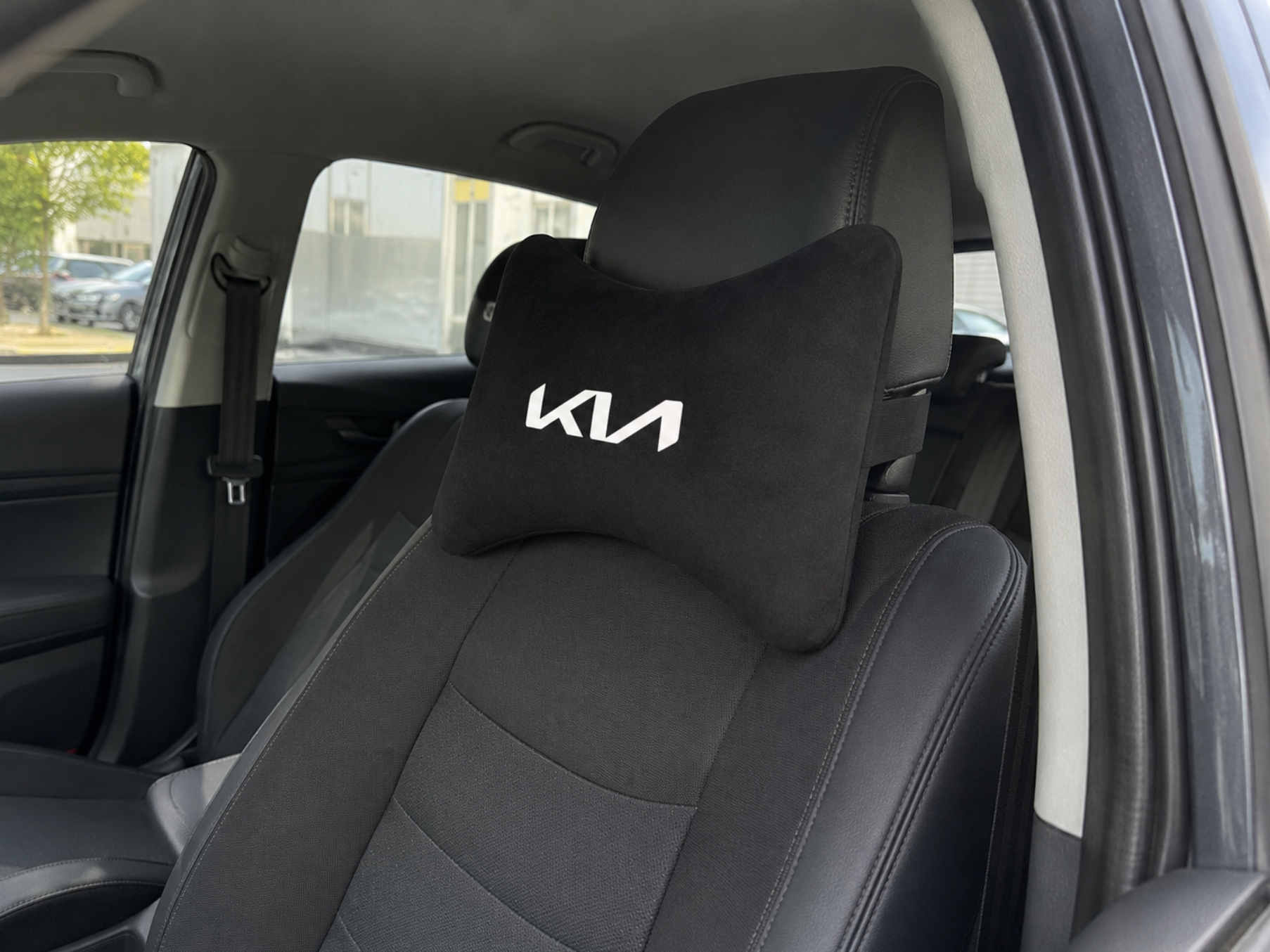 Kia Velvet Neck Pillow, 2pcs