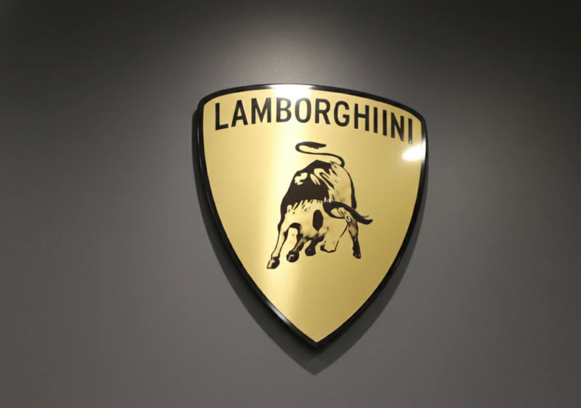 Lamborghini Wall Sign for Garage – Premium Wall Decor for Car Enthusiasts