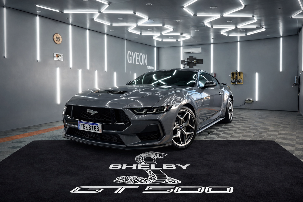 Shelby GT500 Garage Floor Mat 5x7 FT (60x87 Inches) Showroom Rug